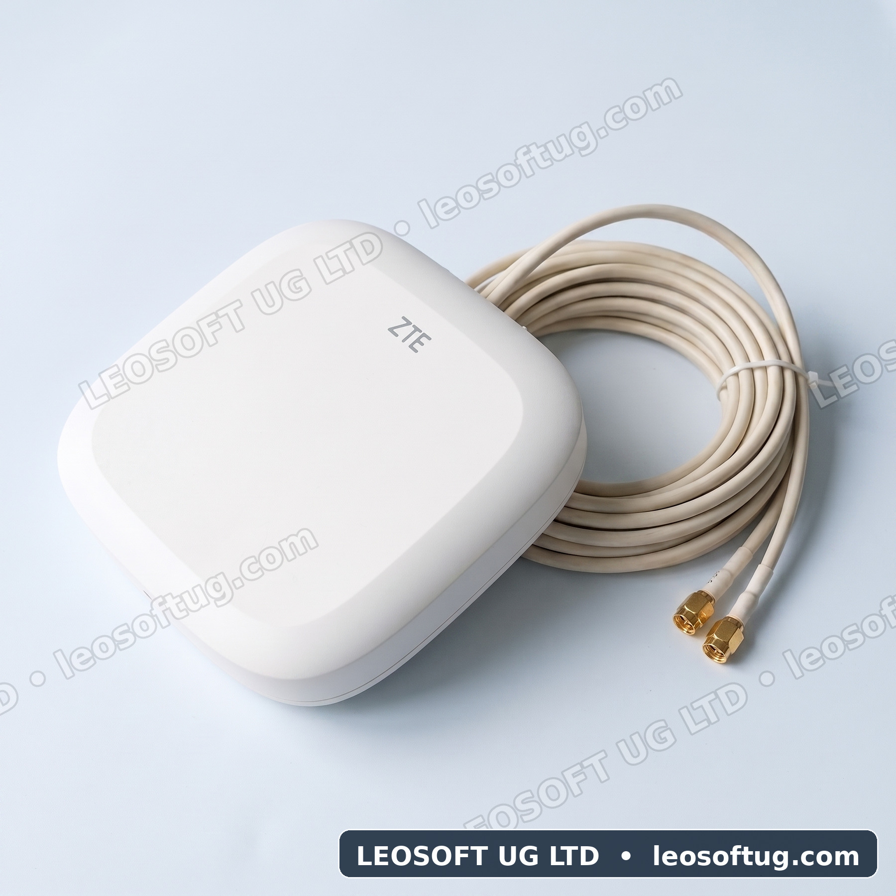 ZTE High-Gain 4G/5G External Dual-MIMO Omni Antenna