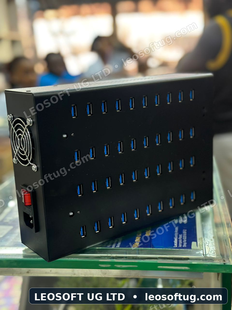40-Port Industrial Multi-Device USB 3.0 Hub & Charging Station